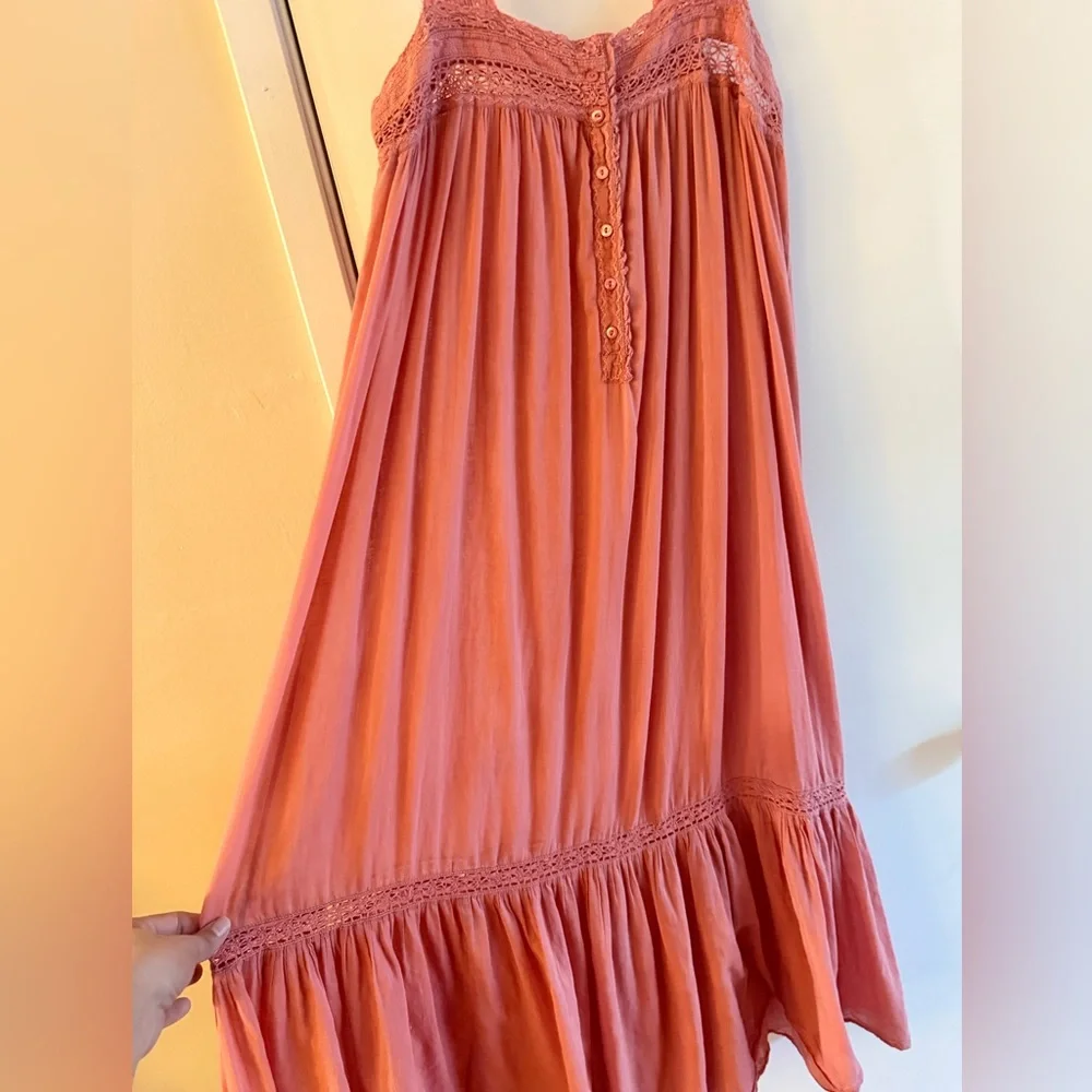Doen Seville Nightgown in Summer Mirage Coral Midi Dress - Picture 4 of 11